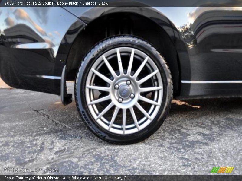 Ebony Black / Charcoal Black 2009 Ford Focus SES Coupe