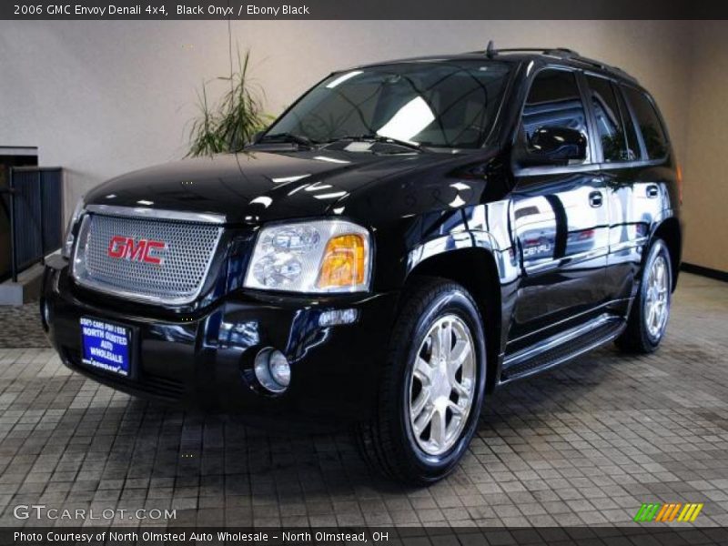 Black Onyx / Ebony Black 2006 GMC Envoy Denali 4x4