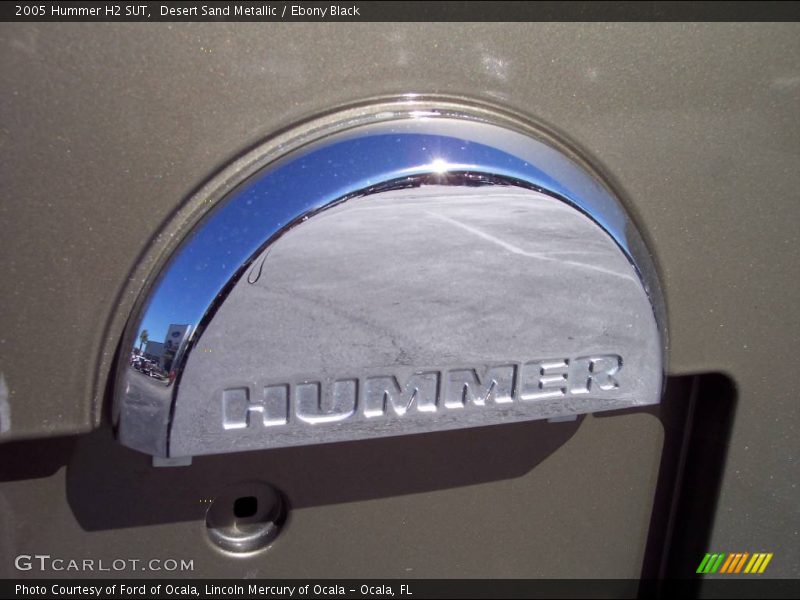 Desert Sand Metallic / Ebony Black 2005 Hummer H2 SUT