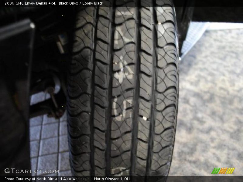 Black Onyx / Ebony Black 2006 GMC Envoy Denali 4x4