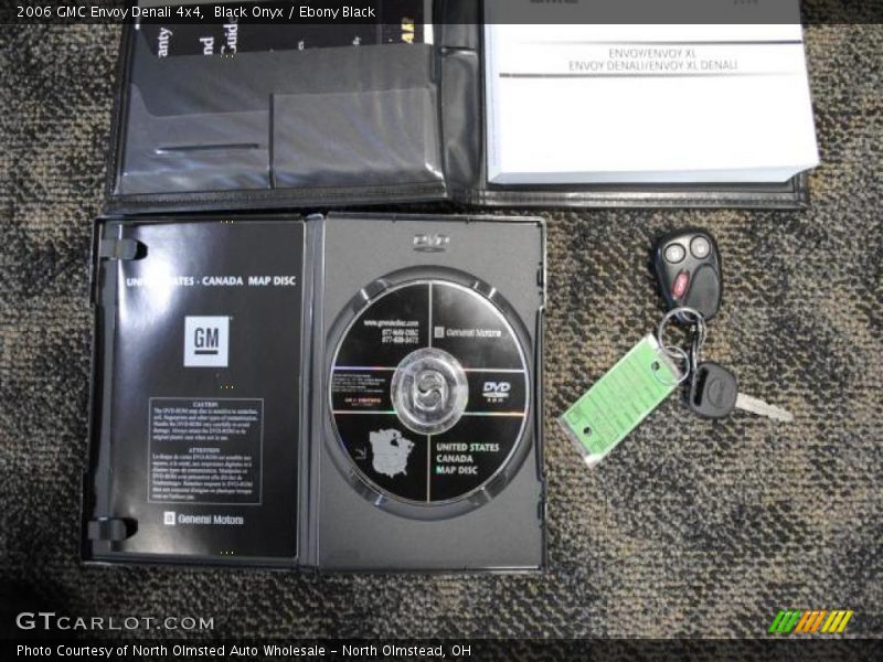 Black Onyx / Ebony Black 2006 GMC Envoy Denali 4x4