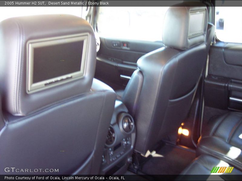 Desert Sand Metallic / Ebony Black 2005 Hummer H2 SUT