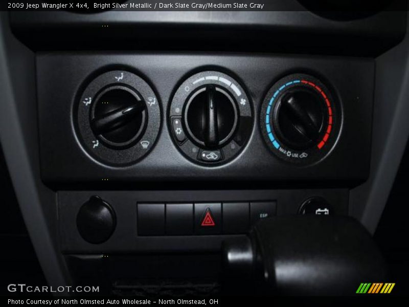 Bright Silver Metallic / Dark Slate Gray/Medium Slate Gray 2009 Jeep Wrangler X 4x4