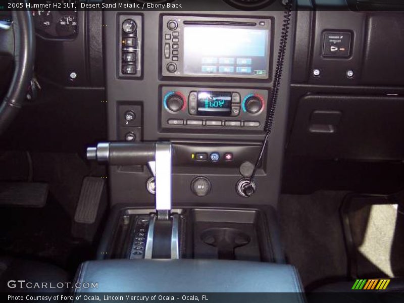 Desert Sand Metallic / Ebony Black 2005 Hummer H2 SUT