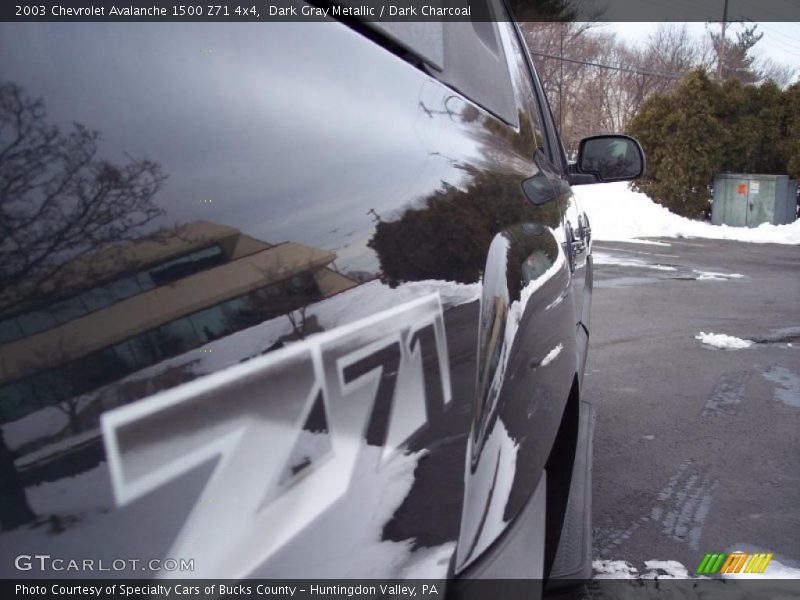 Dark Gray Metallic / Dark Charcoal 2003 Chevrolet Avalanche 1500 Z71 4x4