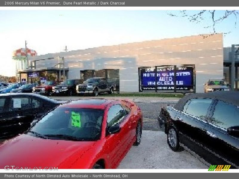 Dune Pearl Metallic / Dark Charcoal 2006 Mercury Milan V6 Premier