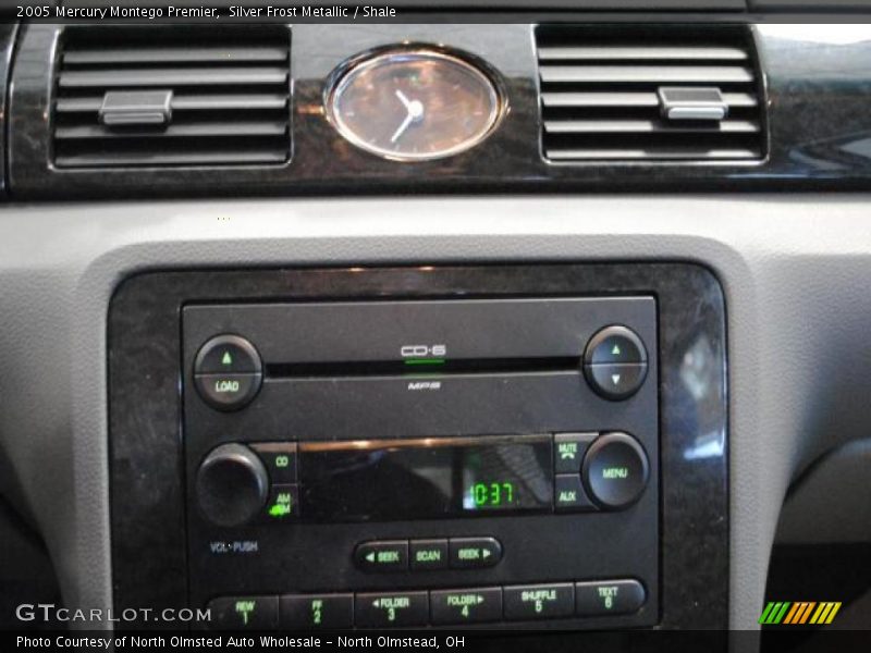 Silver Frost Metallic / Shale 2005 Mercury Montego Premier