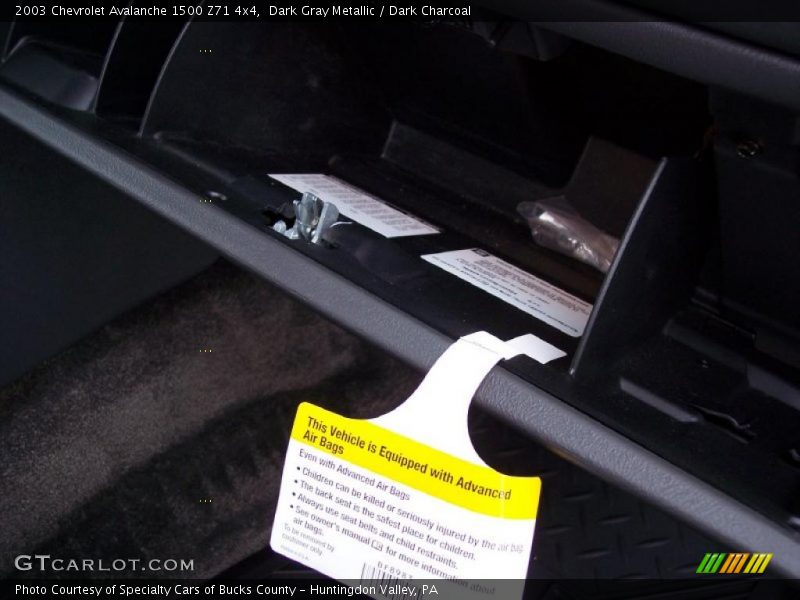 Dark Gray Metallic / Dark Charcoal 2003 Chevrolet Avalanche 1500 Z71 4x4