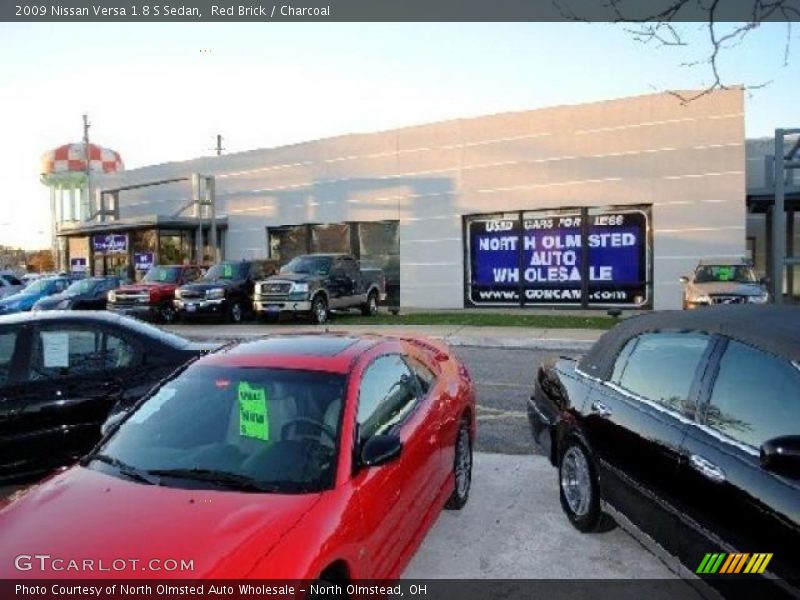 Red Brick / Charcoal 2009 Nissan Versa 1.8 S Sedan