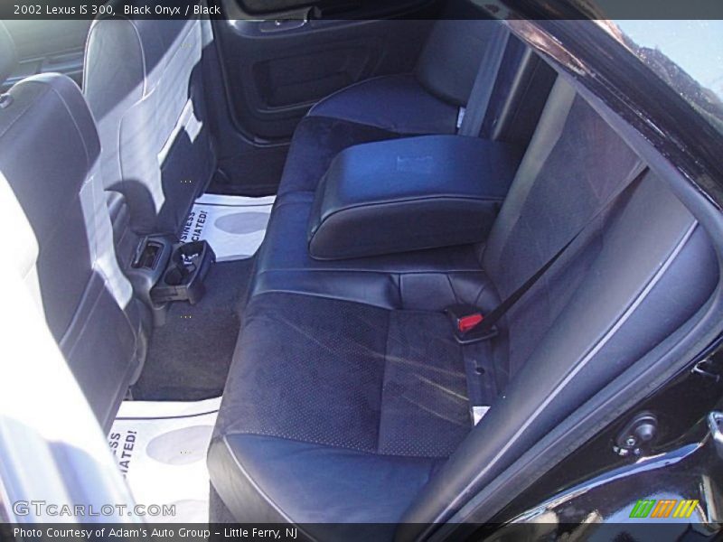 Black Onyx / Black 2002 Lexus IS 300
