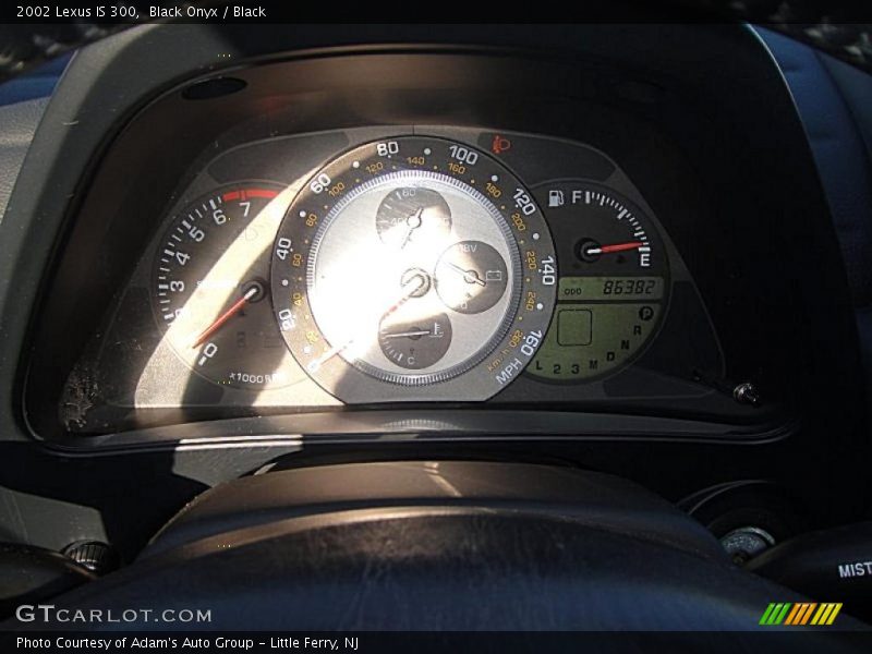 Black Onyx / Black 2002 Lexus IS 300