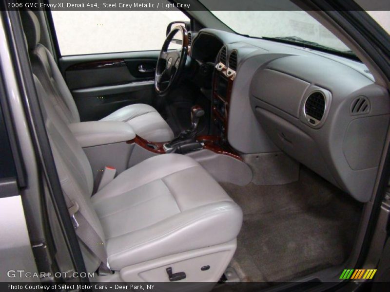  2006 Envoy XL Denali 4x4 Light Gray Interior