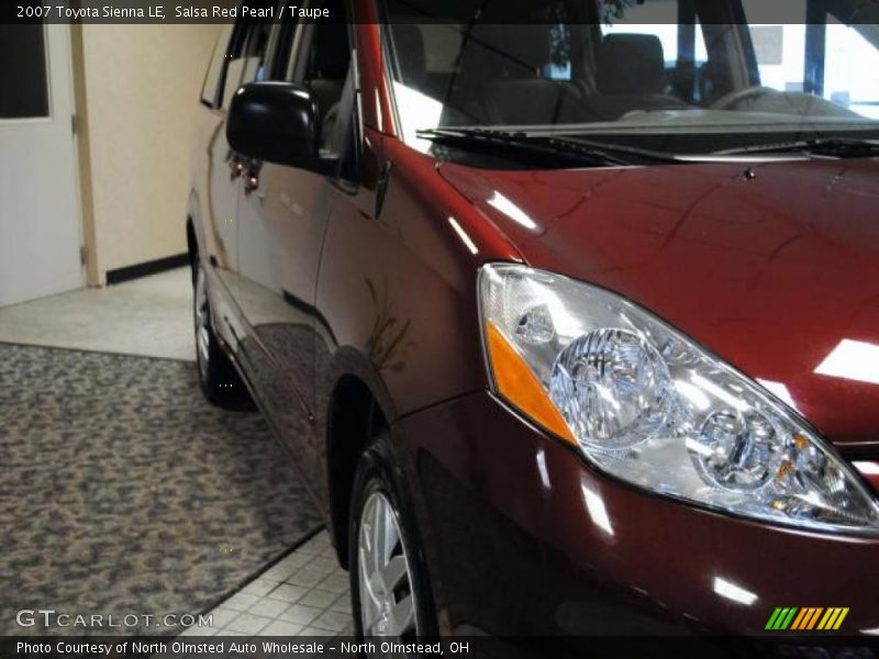 Salsa Red Pearl / Taupe 2007 Toyota Sienna LE