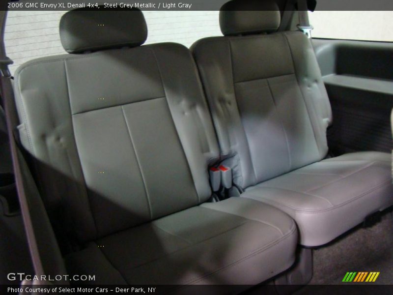  2006 Envoy XL Denali 4x4 Light Gray Interior
