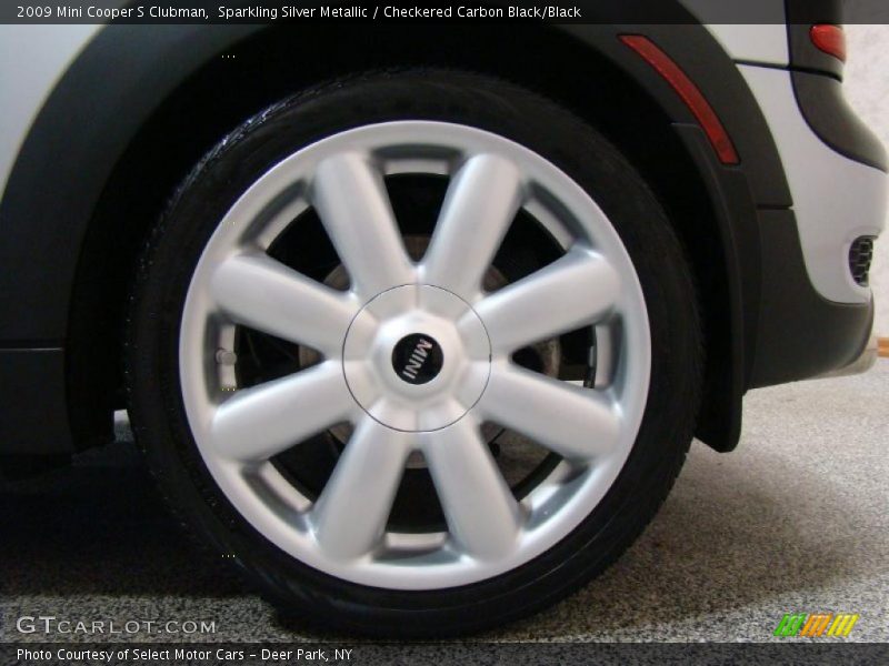 Sparkling Silver Metallic / Checkered Carbon Black/Black 2009 Mini Cooper S Clubman