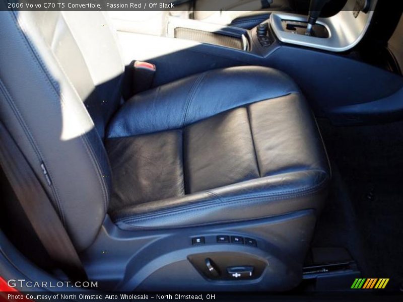 Passion Red / Off Black 2006 Volvo C70 T5 Convertible