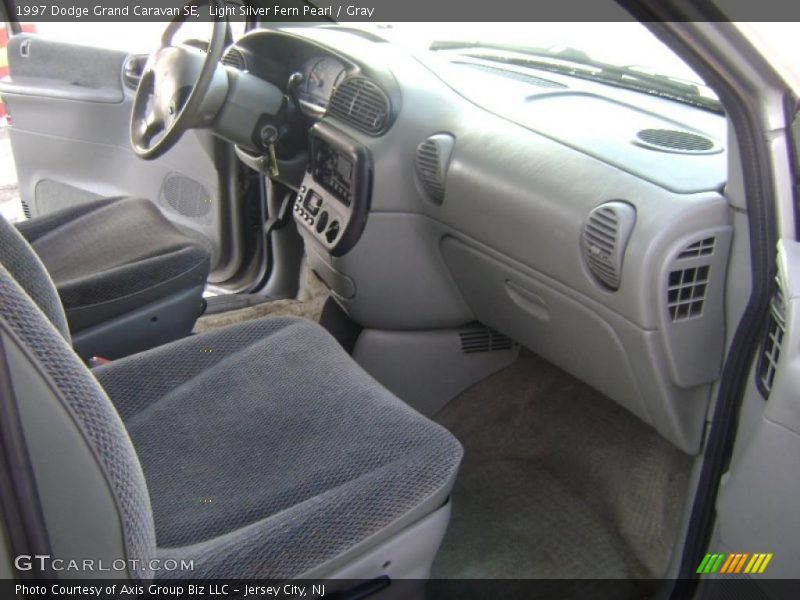 Light Silver Fern Pearl / Gray 1997 Dodge Grand Caravan SE