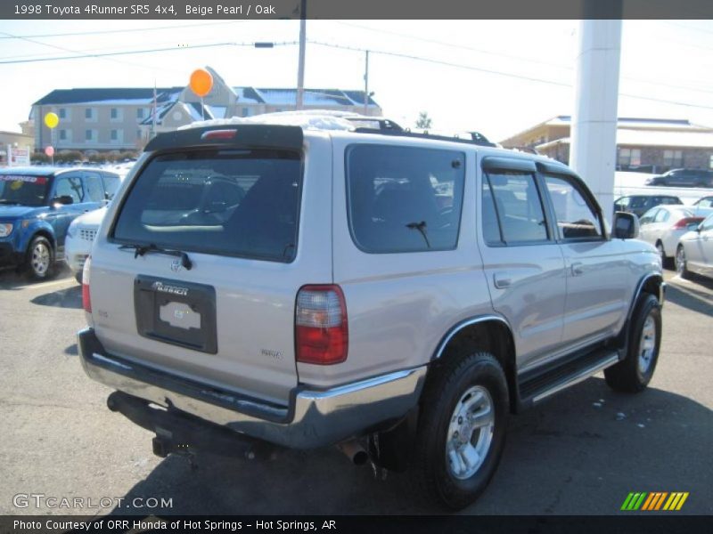 Beige Pearl / Oak 1998 Toyota 4Runner SR5 4x4