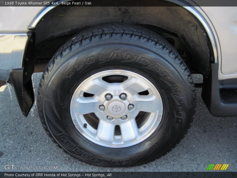 Beige Pearl / Oak 1998 Toyota 4Runner SR5 4x4