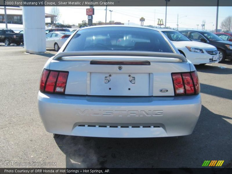 Silver Metallic / Medium Graphite 2000 Ford Mustang V6 Coupe