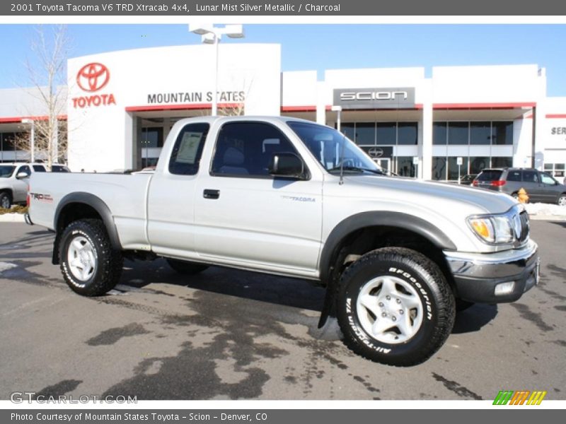 Lunar Mist Silver Metallic / Charcoal 2001 Toyota Tacoma V6 TRD Xtracab 4x4