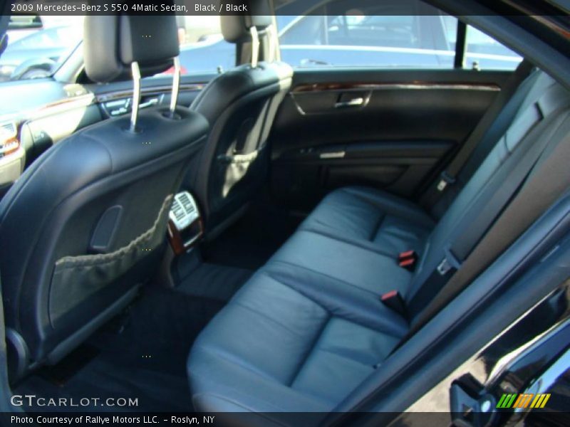 Black / Black 2009 Mercedes-Benz S 550 4Matic Sedan