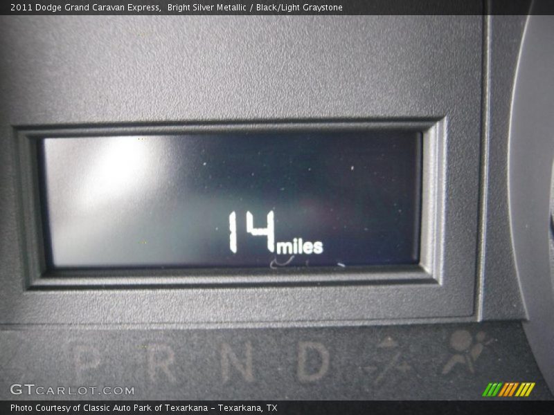 Bright Silver Metallic / Black/Light Graystone 2011 Dodge Grand Caravan Express