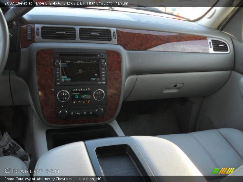 Black / Dark Titanium/Light Titanium 2007 Chevrolet Tahoe LTZ 4x4