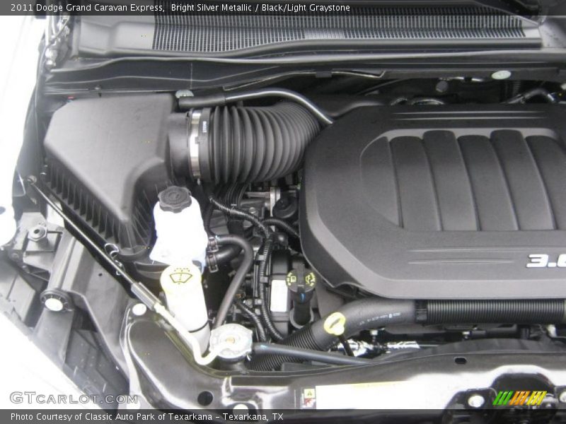 Bright Silver Metallic / Black/Light Graystone 2011 Dodge Grand Caravan Express