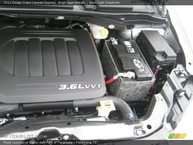 Bright Silver Metallic / Black/Light Graystone 2011 Dodge Grand Caravan Express
