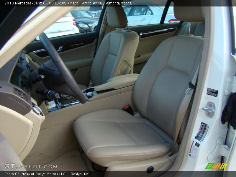 Arctic White / Almond/Mocha 2010 Mercedes-Benz C 300 Luxury 4Matic