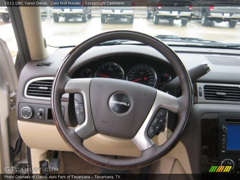  2011 Yukon Denali Steering Wheel