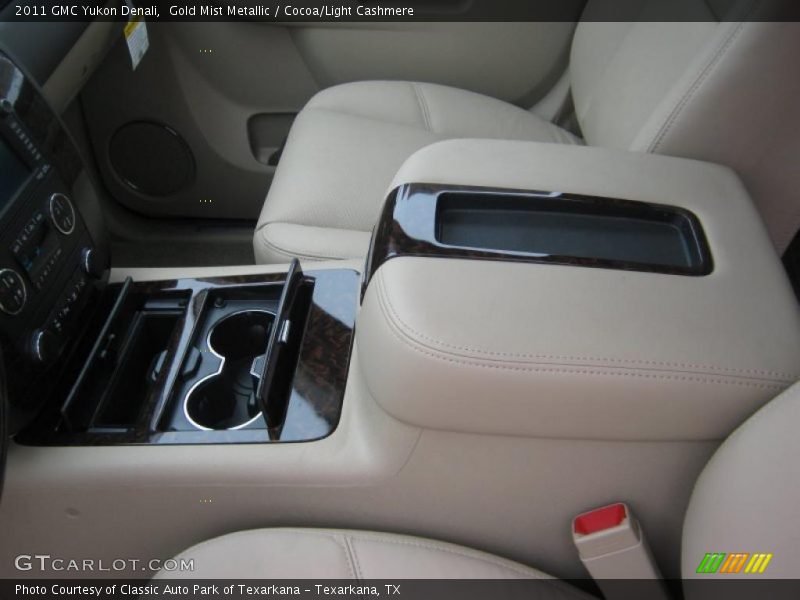 Gold Mist Metallic / Cocoa/Light Cashmere 2011 GMC Yukon Denali