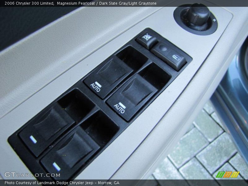 Magnesium Pearlcoat / Dark Slate Gray/Light Graystone 2006 Chrysler 300 Limited