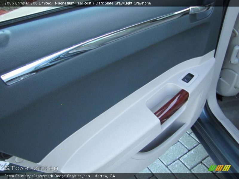 Magnesium Pearlcoat / Dark Slate Gray/Light Graystone 2006 Chrysler 300 Limited