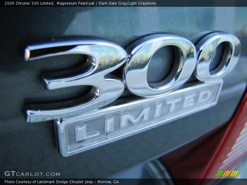 Magnesium Pearlcoat / Dark Slate Gray/Light Graystone 2006 Chrysler 300 Limited