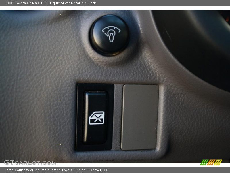 Liquid Silver Metallic / Black 2000 Toyota Celica GT-S