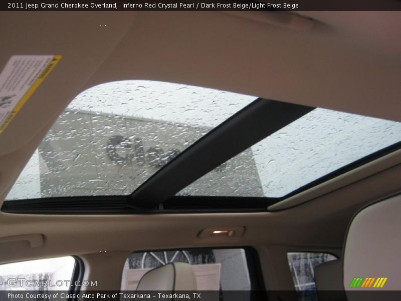 Sunroof of 2011 Grand Cherokee Overland