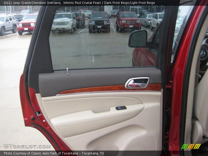 Door Panel of 2011 Grand Cherokee Overland