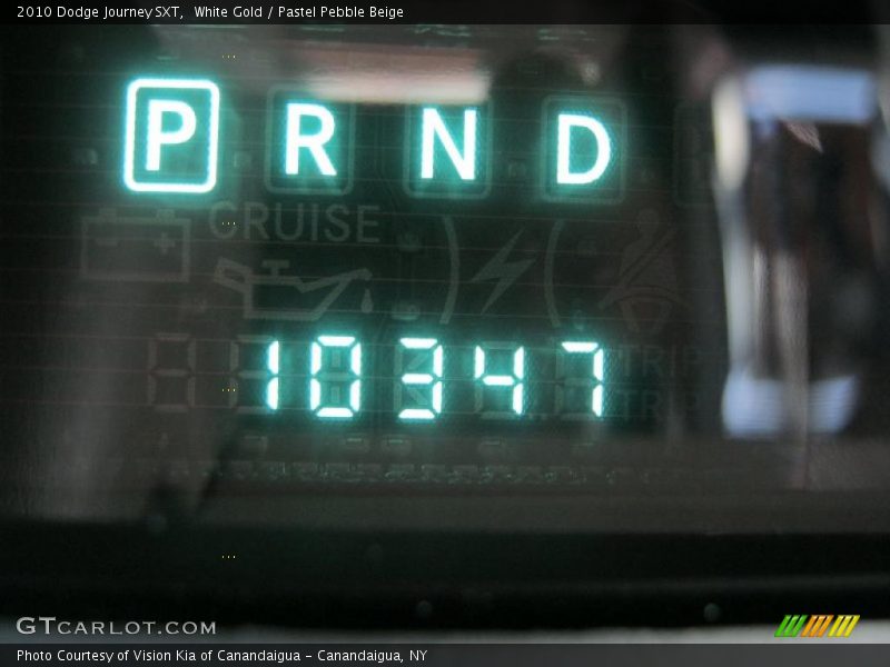 White Gold / Pastel Pebble Beige 2010 Dodge Journey SXT