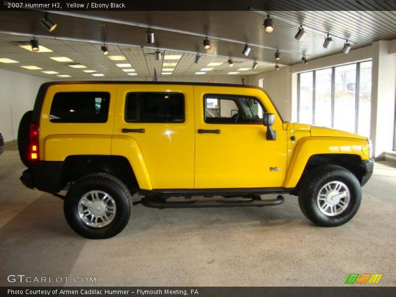 Yellow / Ebony Black 2007 Hummer H3