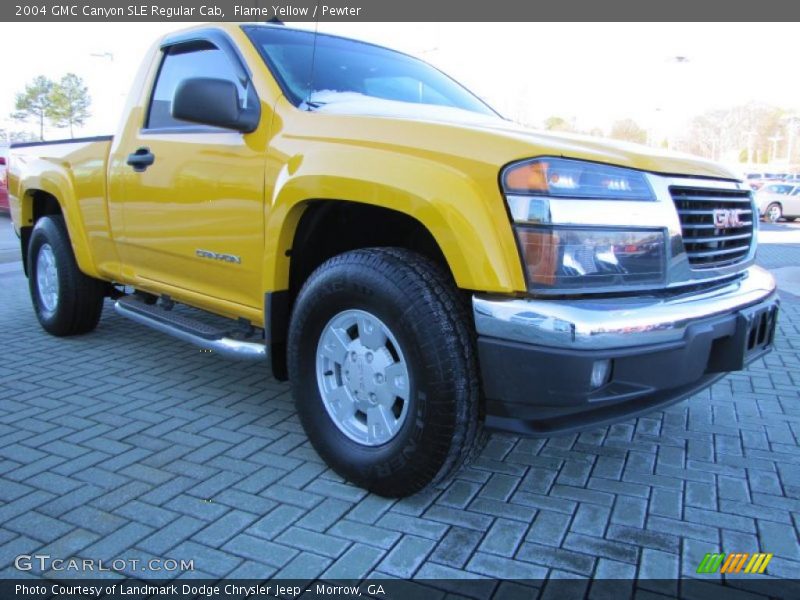 Front 3/4 View of 2004 Canyon SLE Regular Cab