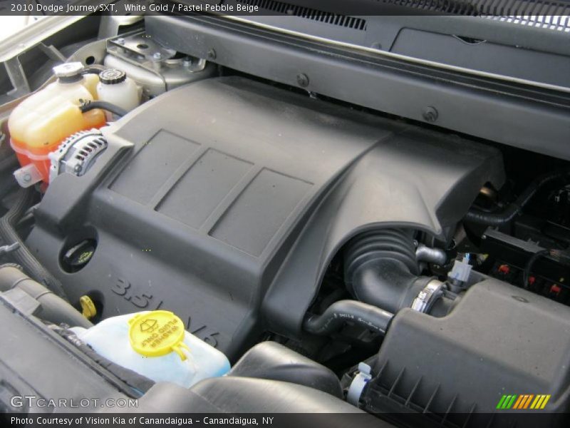 White Gold / Pastel Pebble Beige 2010 Dodge Journey SXT