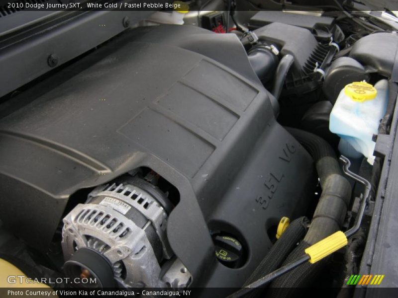 White Gold / Pastel Pebble Beige 2010 Dodge Journey SXT