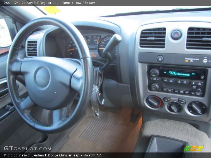 Dashboard of 2004 Canyon SLE Regular Cab