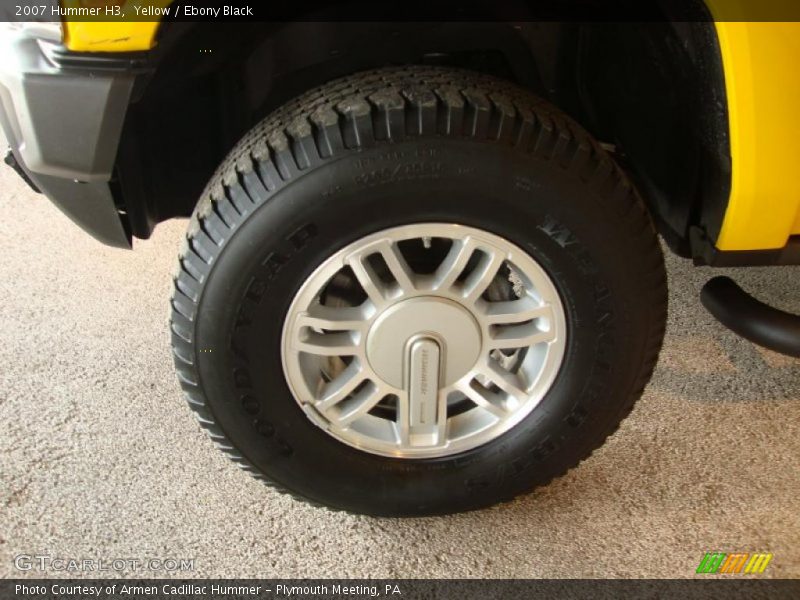 Yellow / Ebony Black 2007 Hummer H3