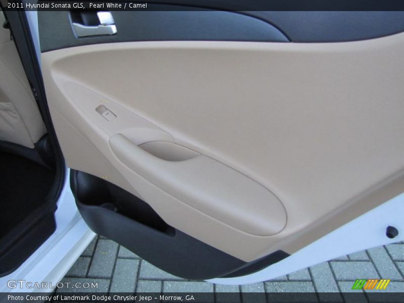 Pearl White / Camel 2011 Hyundai Sonata GLS