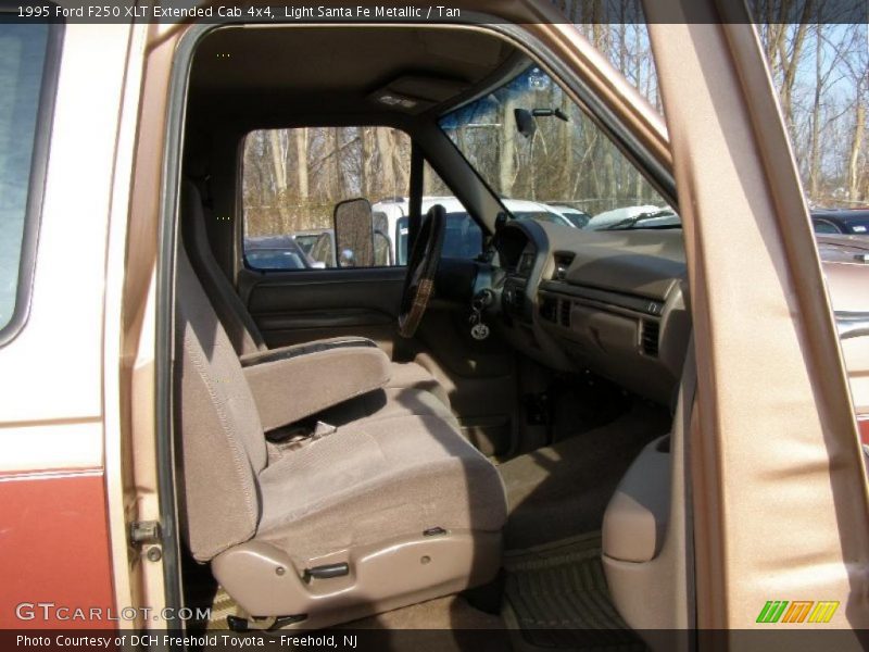  1995 F250 XLT Extended Cab 4x4 Tan Interior