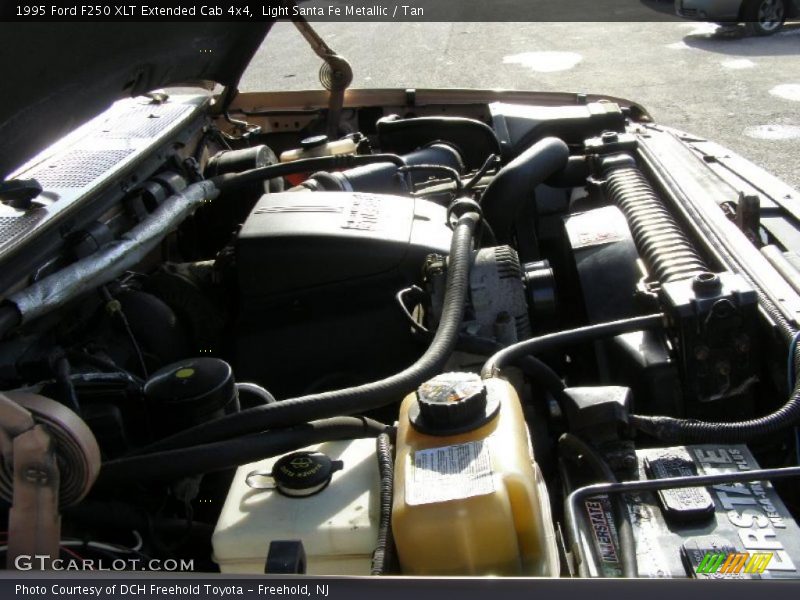  1995 F250 XLT Extended Cab 4x4 Engine - 7.3 Liter OHV 16-Valve Turbo-Diesel V8