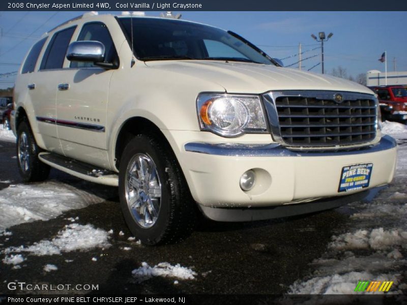 Cool Vanilla / Light Graystone 2008 Chrysler Aspen Limited 4WD
